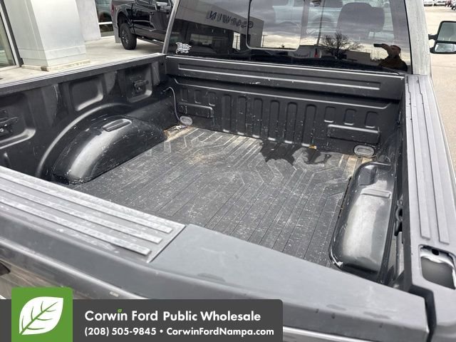 Used 2015 Ford F150 Lariat w/ Equipment Group 502A Luxury image 9