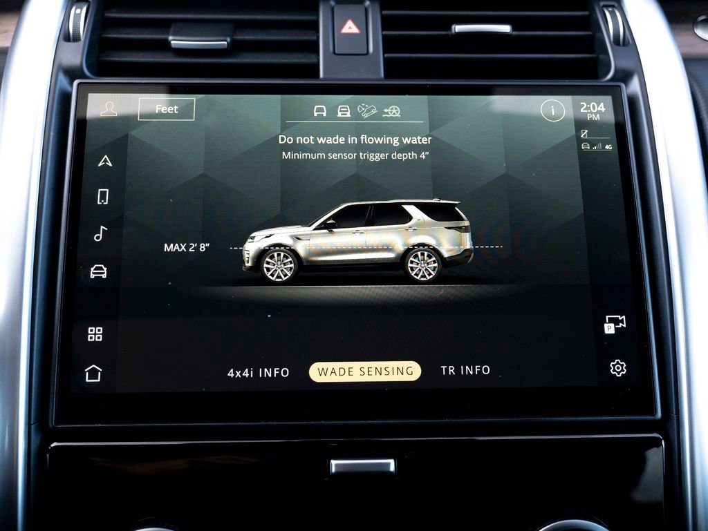 Certified 2024 Land Rover Discovery Dynamic SE image 30