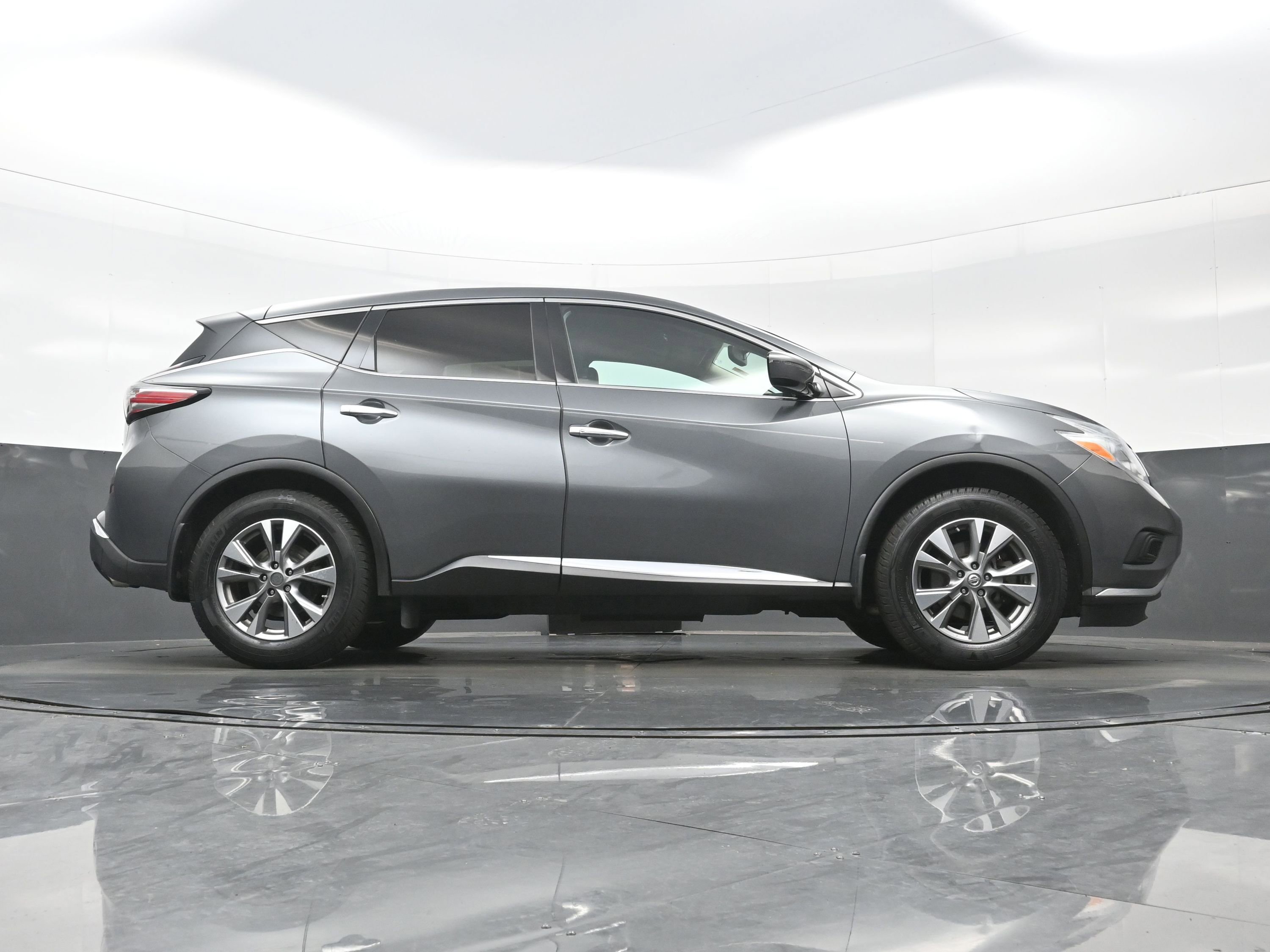 Used 2016 Nissan Murano S w/ Navigation Package image 31