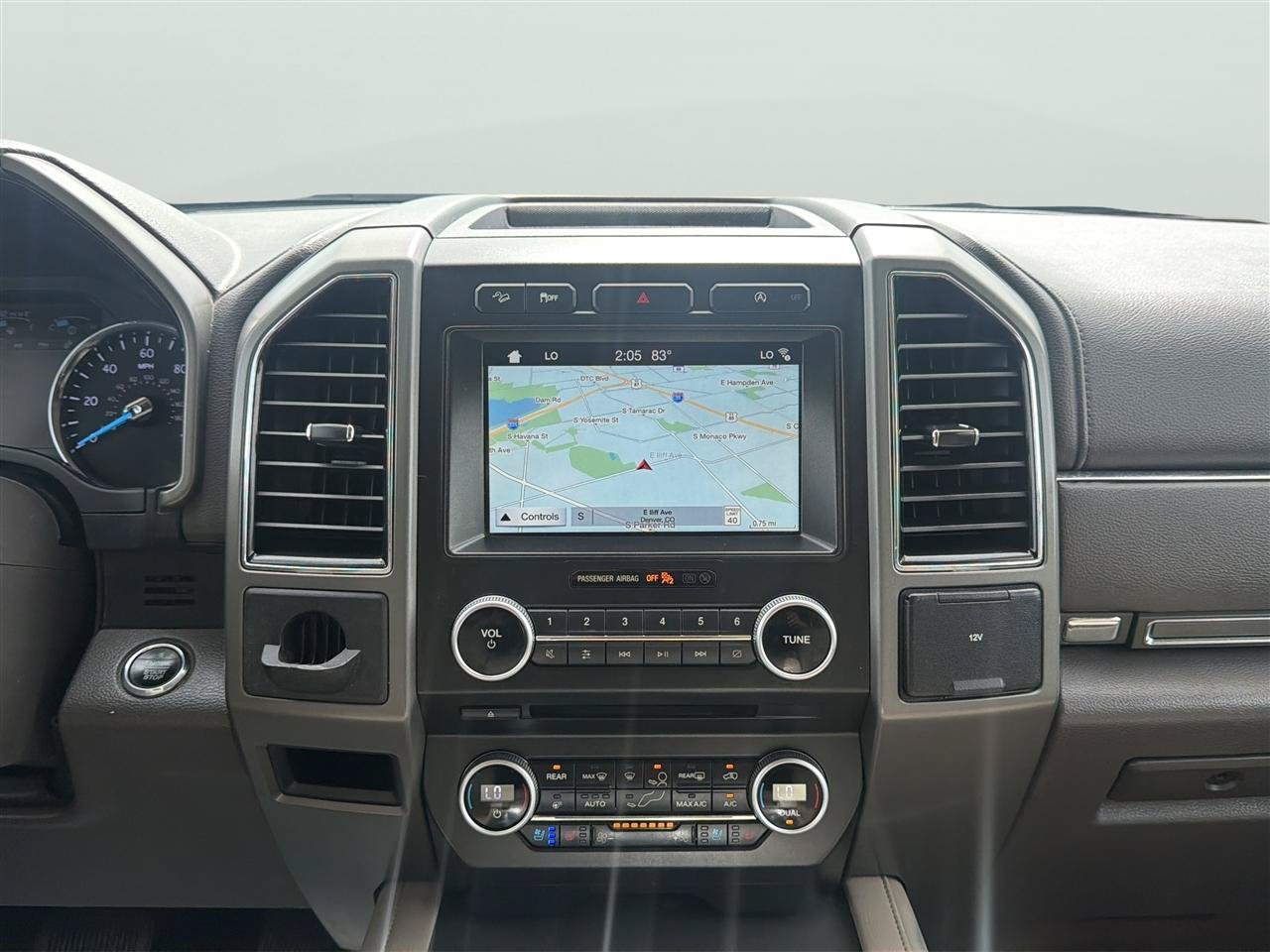 Used 2018 Ford Expedition Max XLT w/ Equipment Group 202A AWD/4WD image 21
