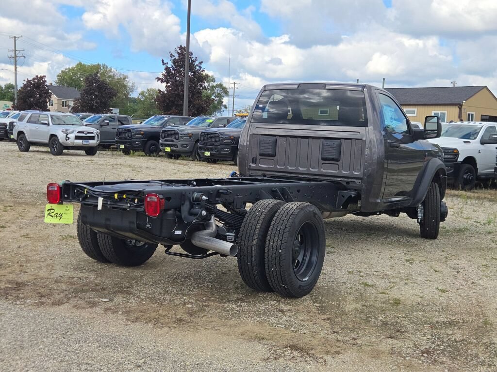 New 2026 RAM 5500 Tradesman AWD/4WD image 8
