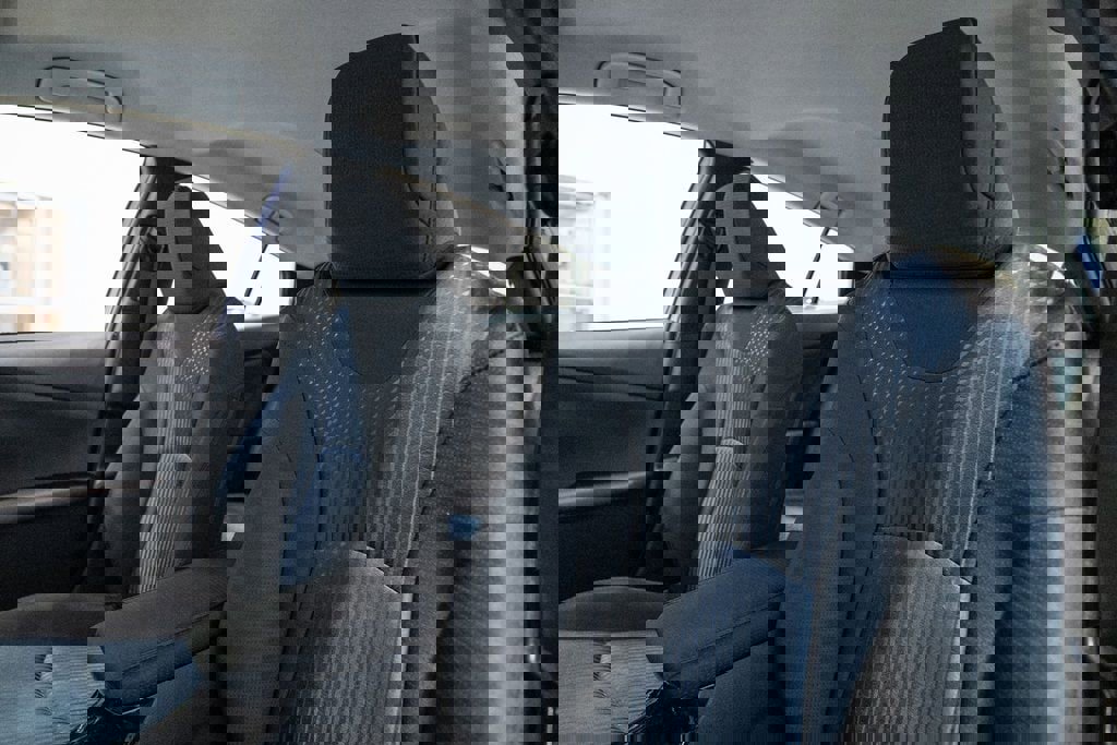 Used 2017 Toyota Prius Three image 14