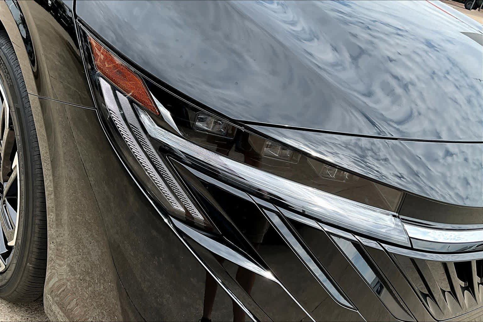 New 2026 Nissan Sentra SR FWD image 13