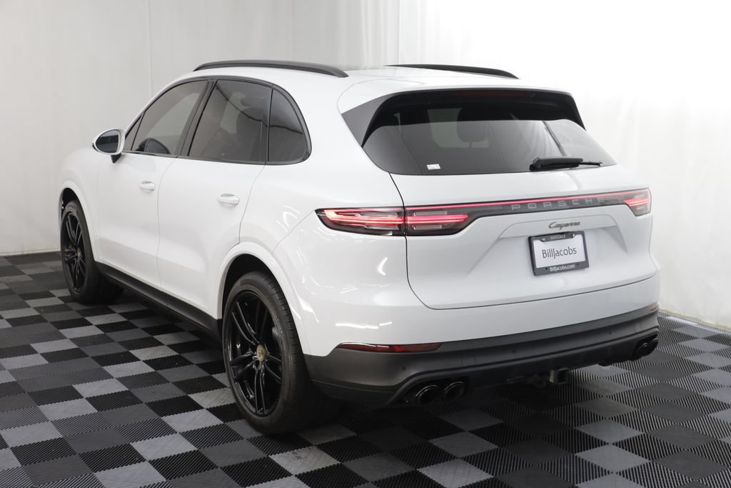 Used 2022 Porsche Cayenne Platinum Edition AWD/4WD image 16