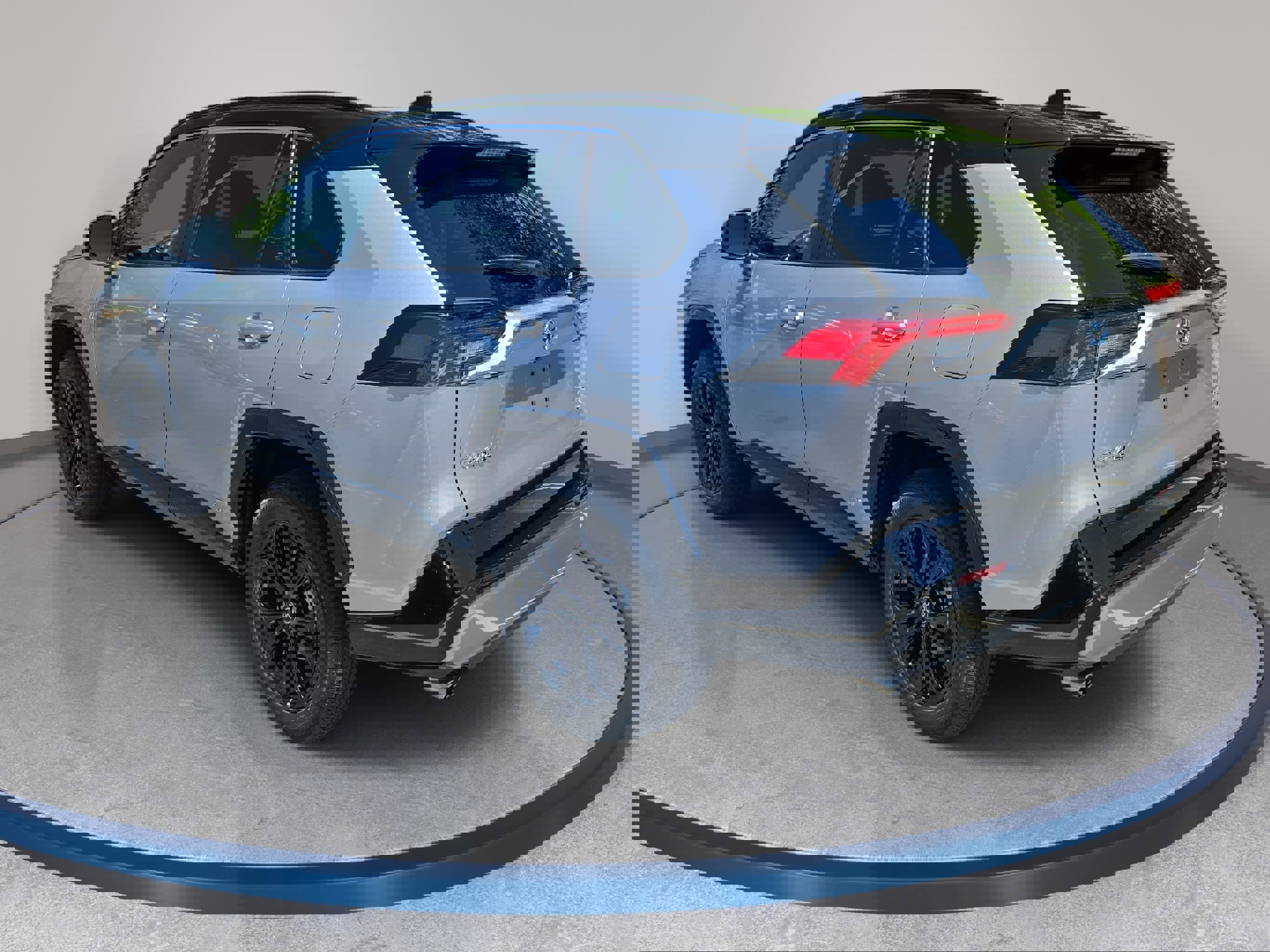 Used 2023 Toyota RAV4 XSE AWD/4WD image 7