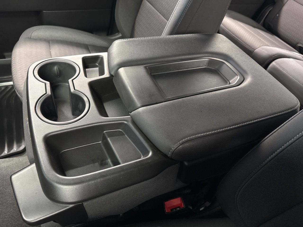 Used 2024 Chevrolet Silverado 1500 LT image 28