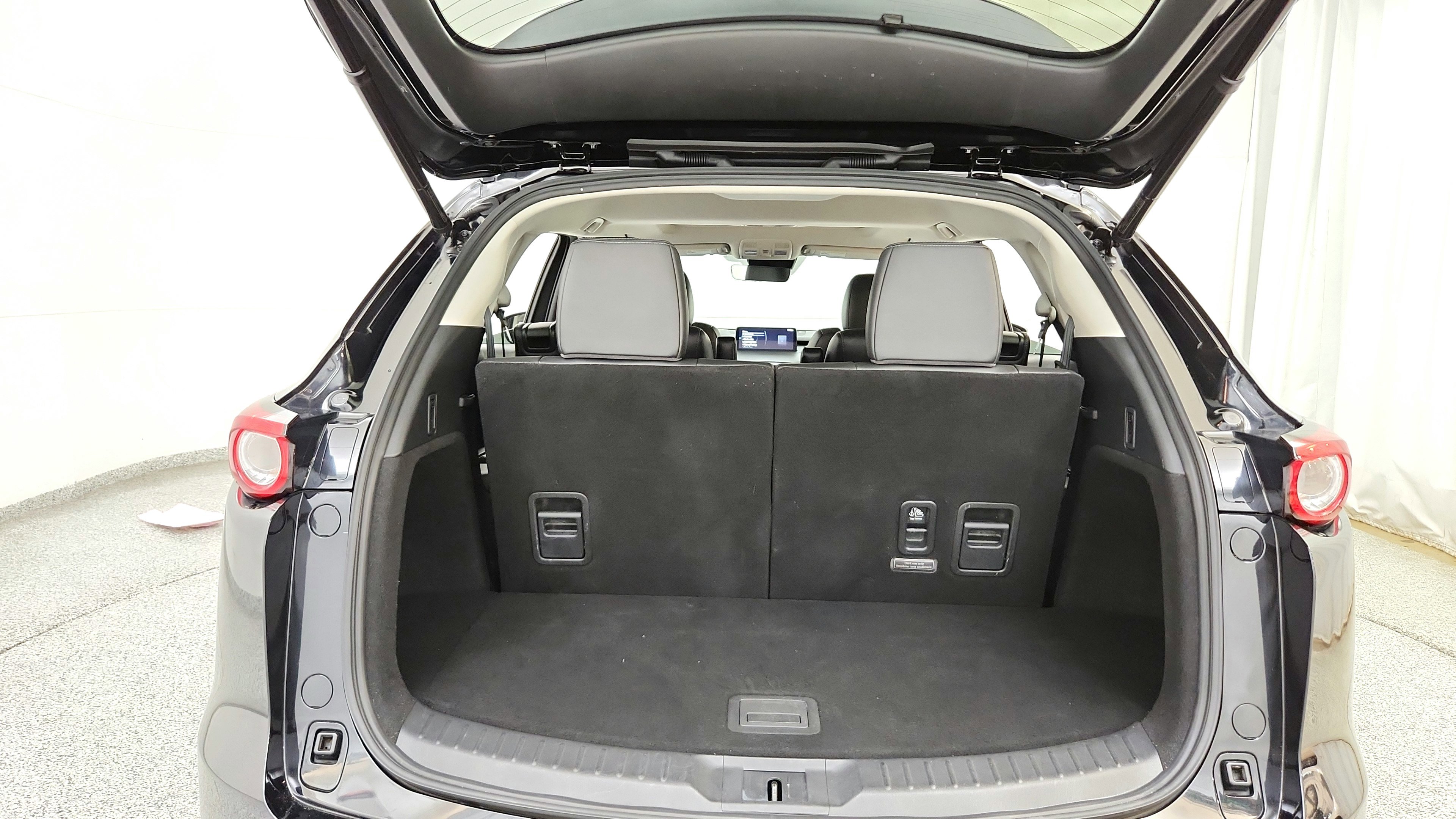 Used 2023 MAZDA CX-9 Touring Plus AWD/4WD image 27