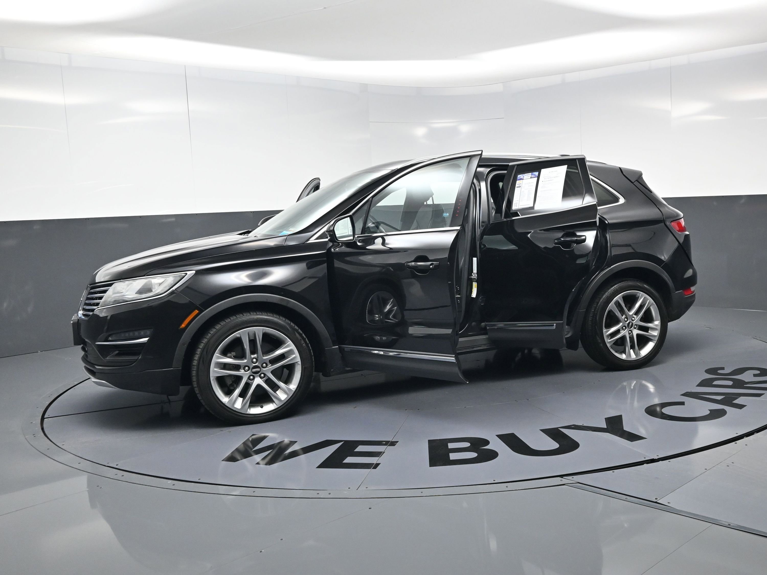 Used 2017 Lincoln MKC Reserve image 21