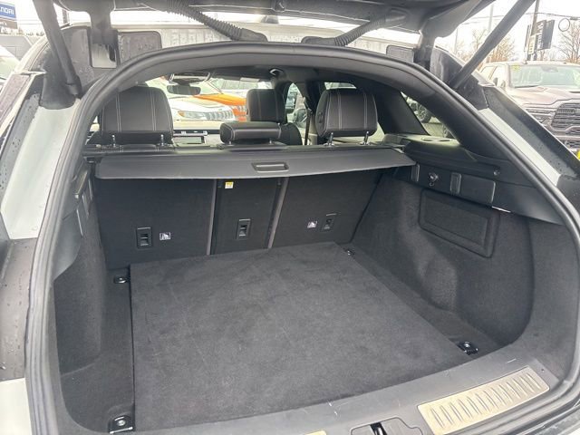 Used 2019 Land Rover Range Rover Velar R-Dynamic SE image 16