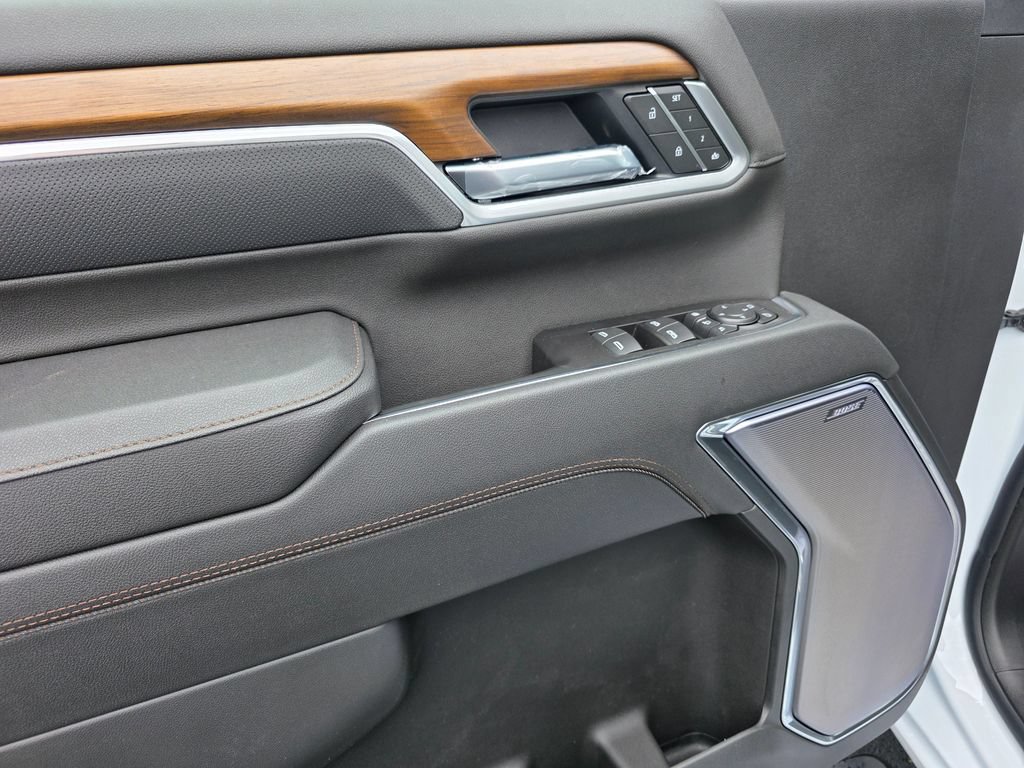 New 2026 Chevrolet Silverado 2500 High Country w/ High Country Premium Package AWD/4WD image 10