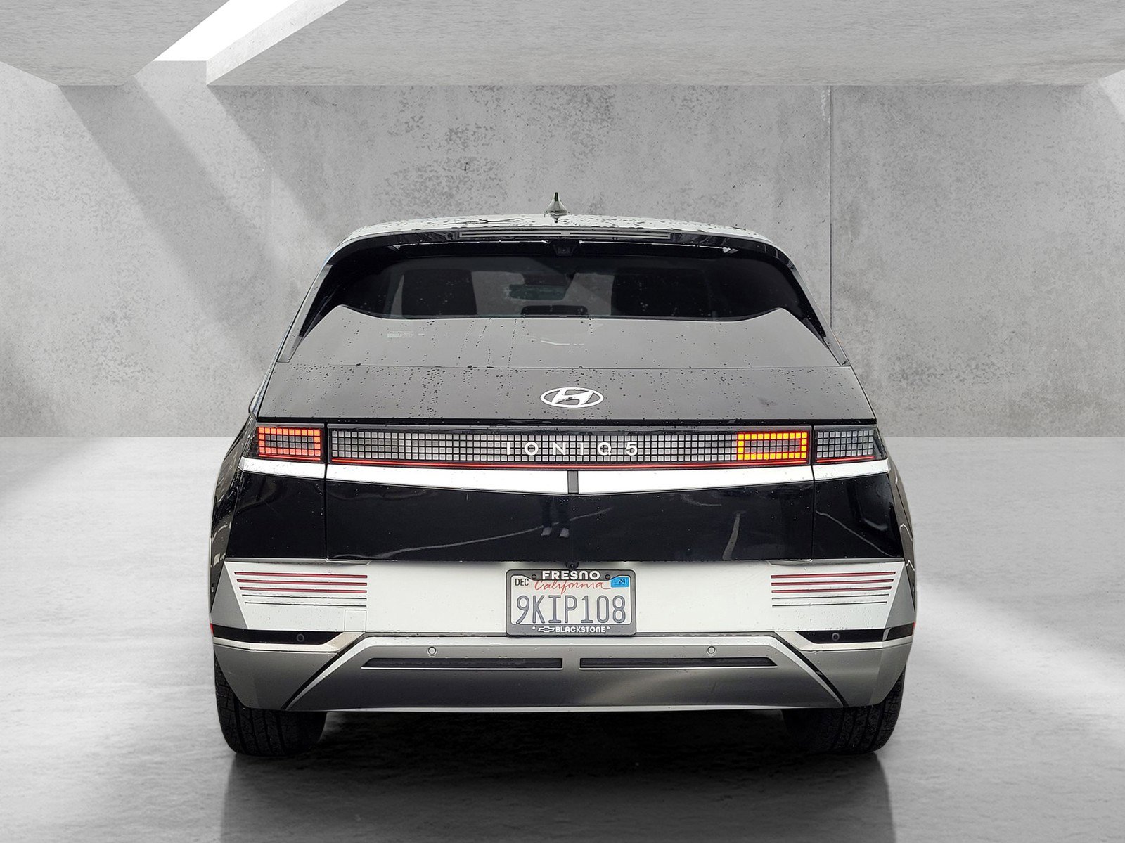 Used 2024 Hyundai Ioniq 5 Limited image 5