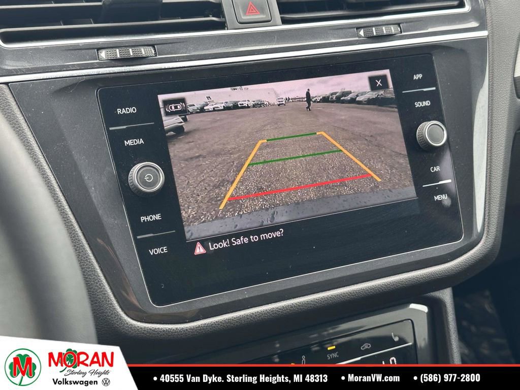 Used 2023 Volkswagen Tiguan SE AWD/4WD image 27