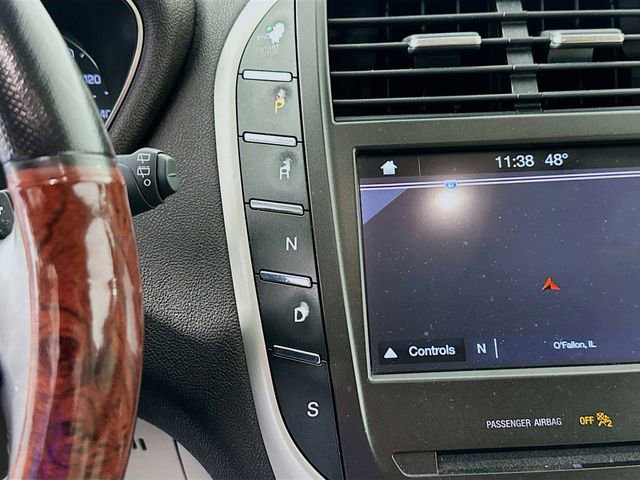 Used 2019 Lincoln MKC Reserve w/ MKC Climate Package image 17