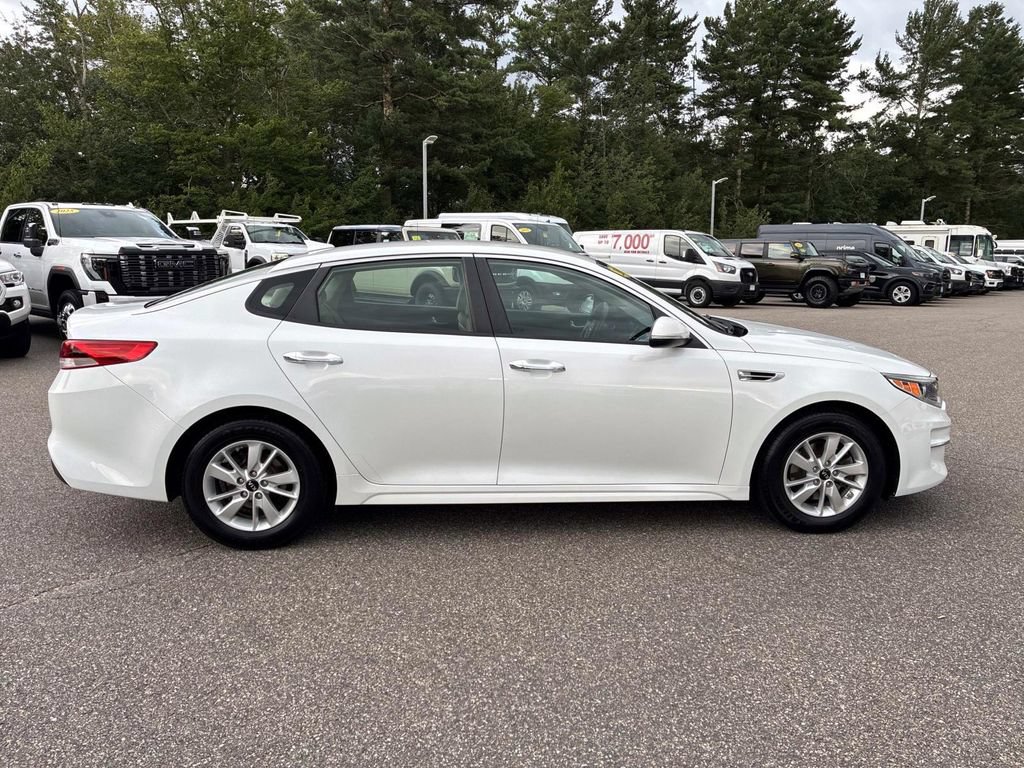 Used 2017 Kia Optima LX FWD image 8