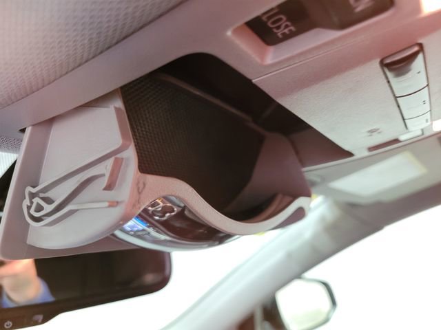 Used 2016 Toyota Highlander XLE image 27