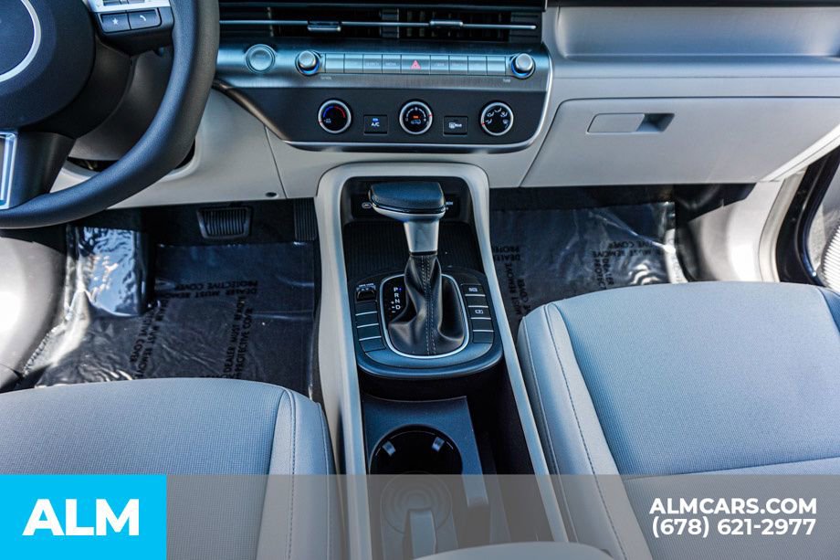 Used 2026 Hyundai Kona SE image 40