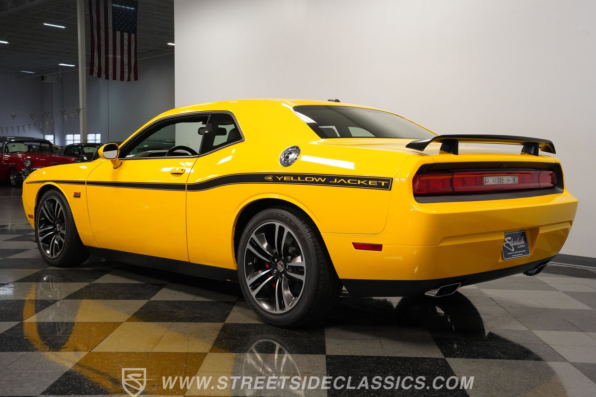 Used 2012 Dodge Challenger SRT8 Yellow Jacket w/ Premium Sound Group RWD image 9