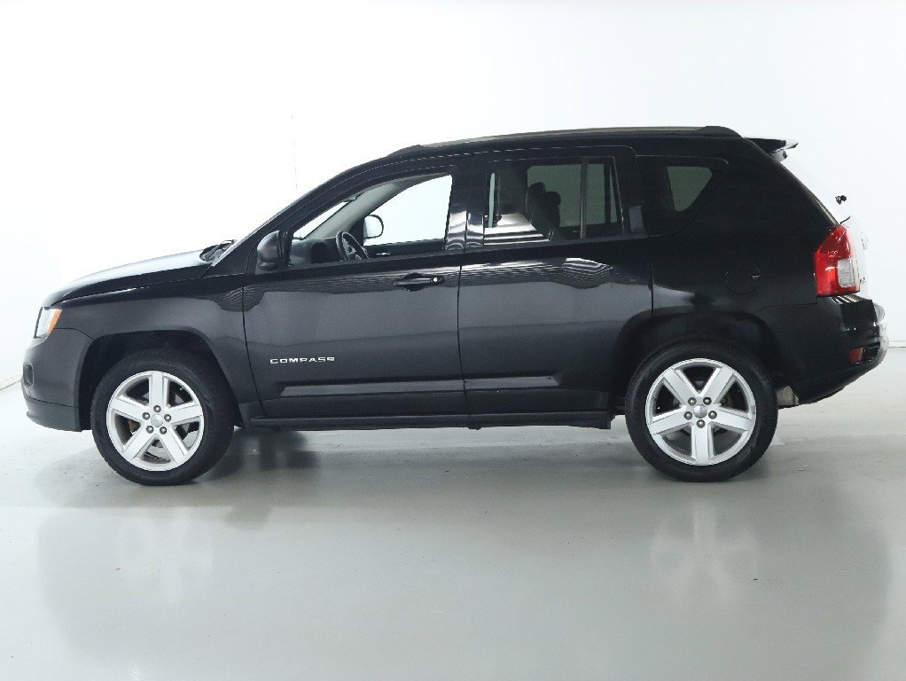 Used 2012 Jeep Compass Limited image 4