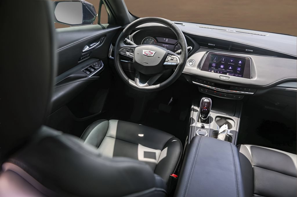 Certified 2023 Cadillac XT4 Premium Luxury FWD image 26
