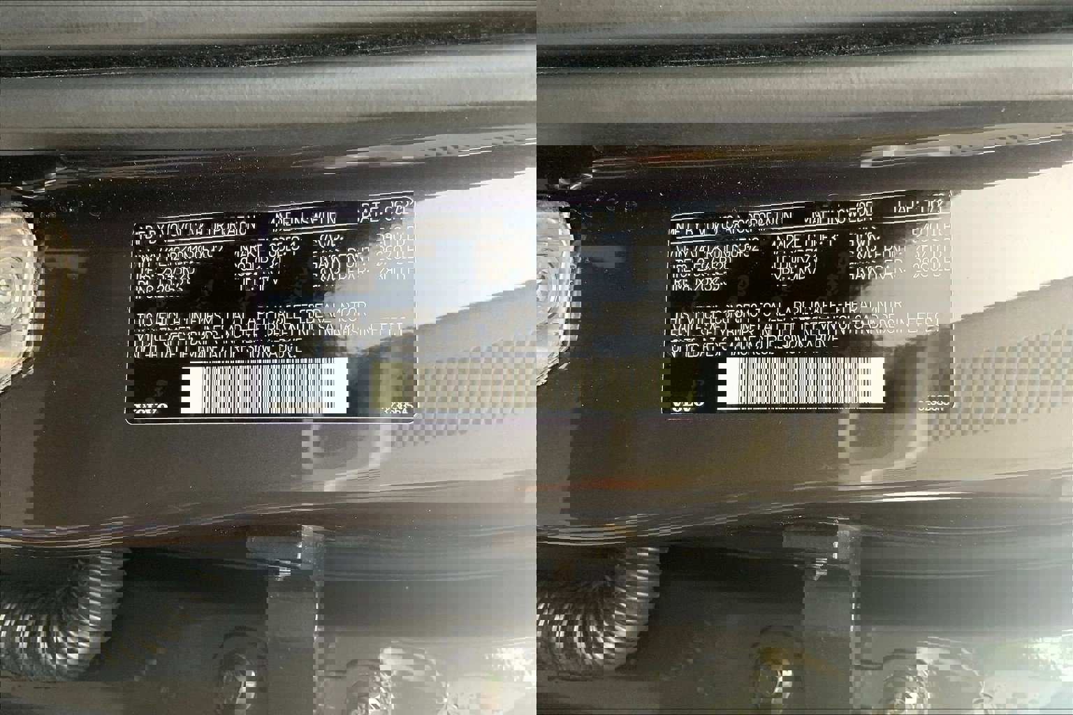 Used 2022 Volvo XC60 B5 Momentum w/ Climate Package image 34