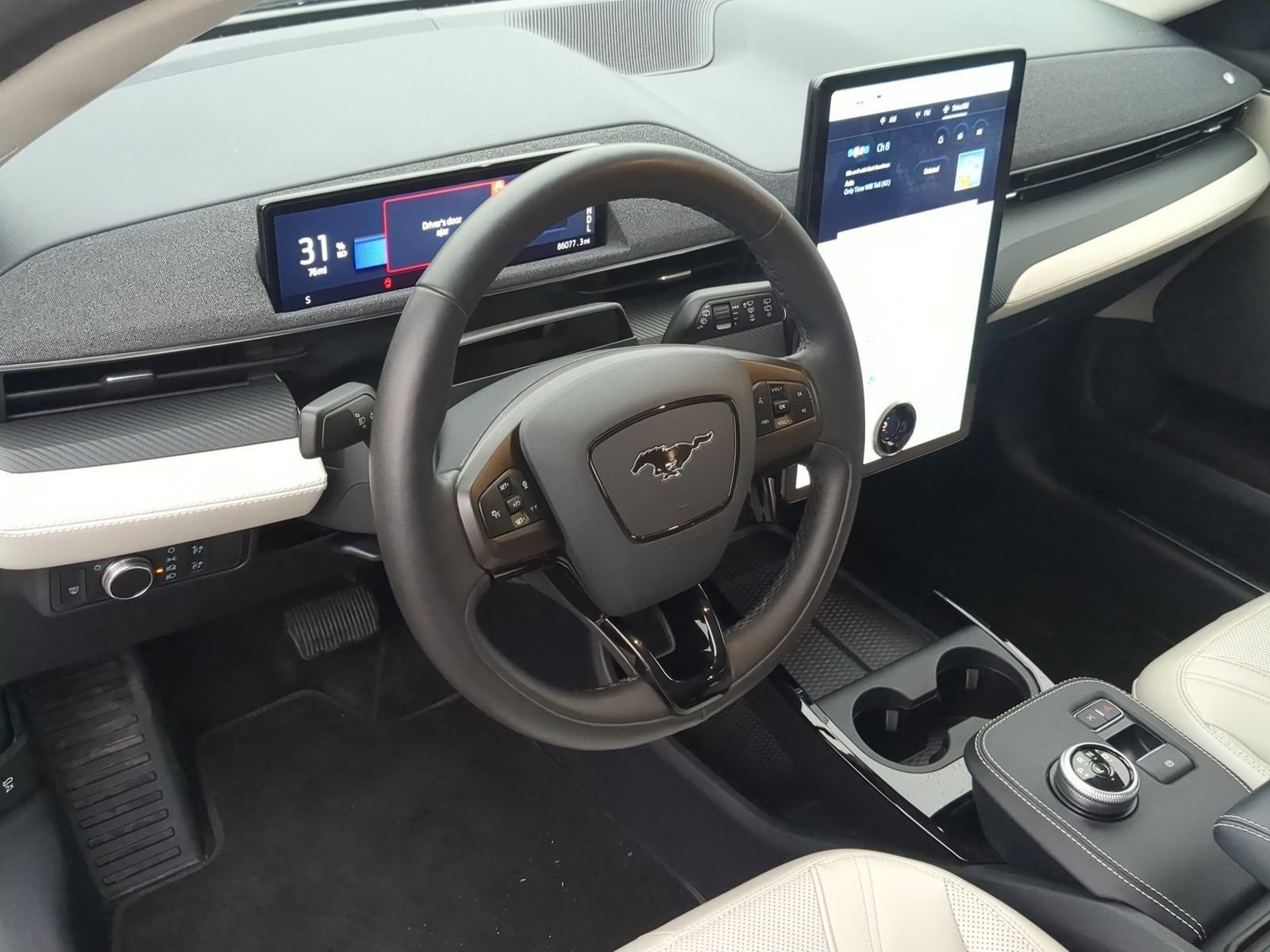 Used 2021 Ford Mustang Mach-E Premium image 14