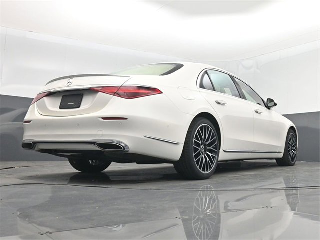 Used 2022 Mercedes-Benz S 580 4MATIC Sedan w/ Rear Seat Package image 58