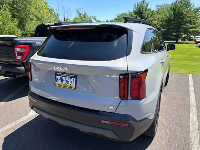 Used 2023 Kia Sorento S w/ Panoramic Sunroof Package AWD/4WD image 10