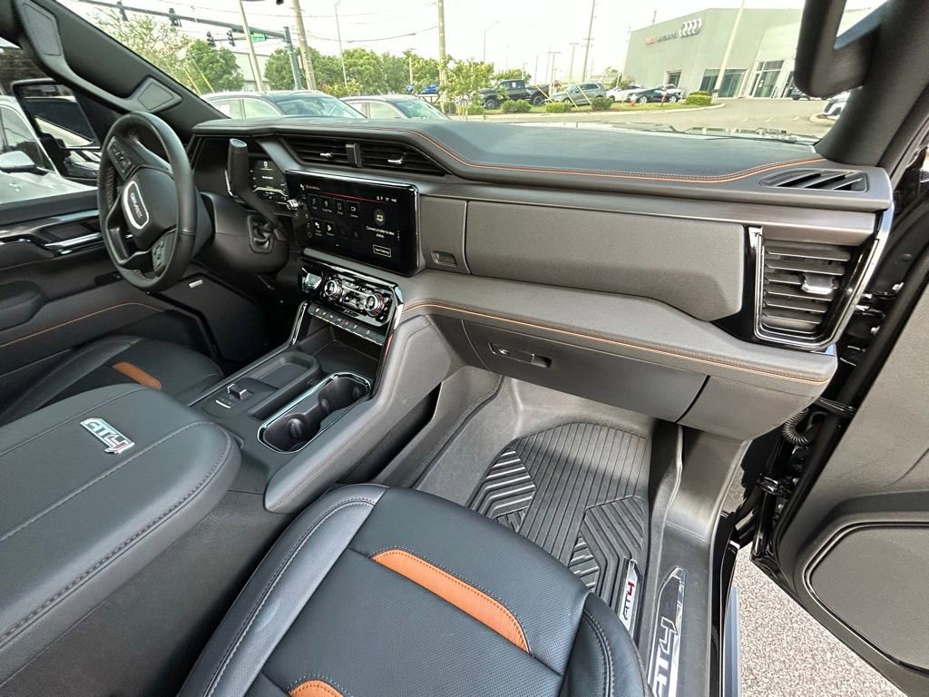 Used 2025 GMC Sierra 2500 AT4 w/ AT4 Premium Plus Package image 82