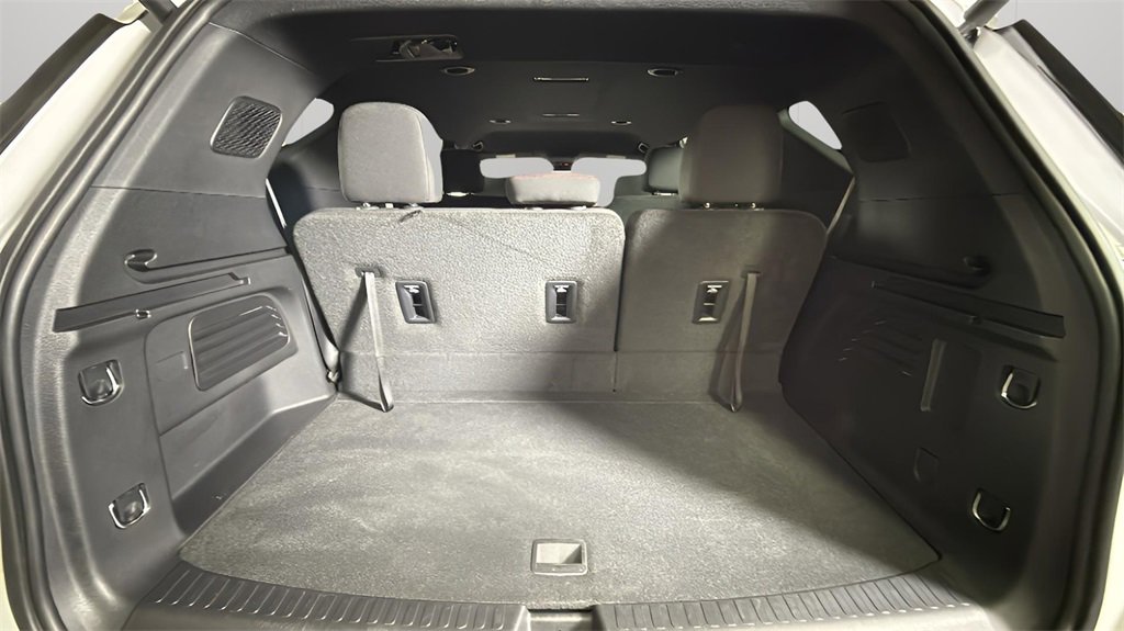 Used 2024 Chevrolet Traverse Z71 w/ Enhanced Driving Package image 30