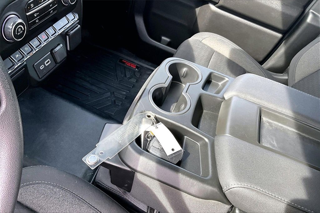 Used 2024 Chevrolet Silverado 1500 W/T w/ Z71 Off-Road Package image 17