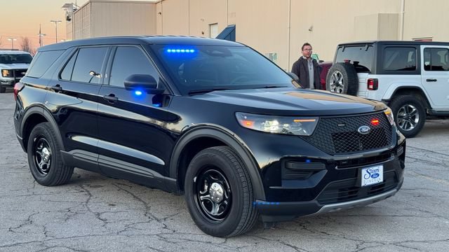 New 2025 Ford Explorer 4WD Police Interceptor image 3