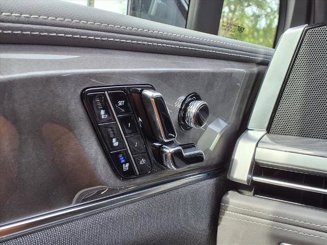 New 2026 Cadillac Escalade IQ Luxury 1 w/ LPO, Floor Liner Package image 18
