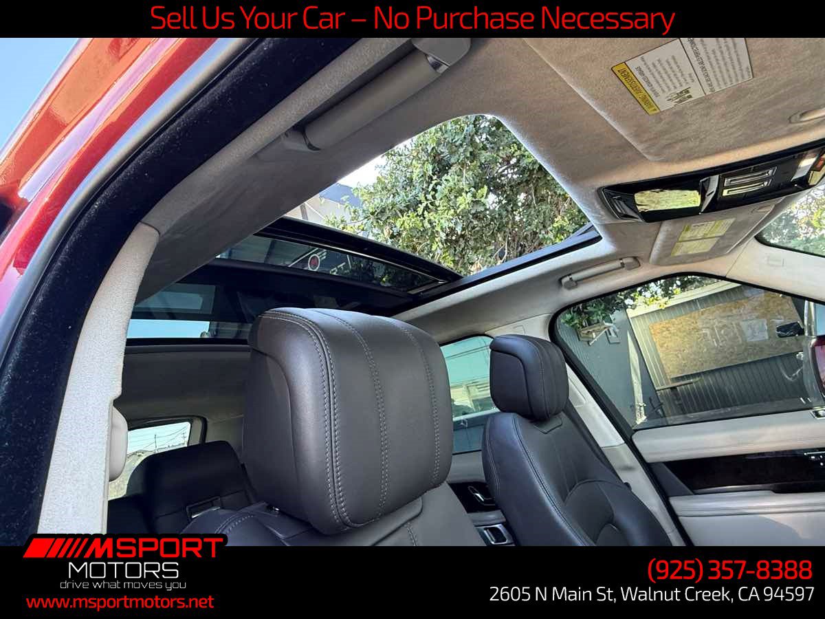 Used 2020 Land Rover Range Rover HSE AWD/4WD image 32