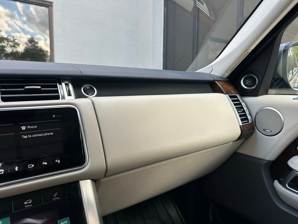 Used 2020 Land Rover Range Rover HSE image 48