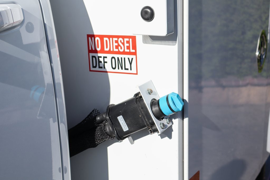 Used 2025 Chevrolet Silverado 3500 LT w/ Convenience Package image 52