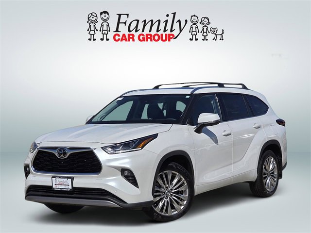 Used 2024 Toyota Highlander Platinum