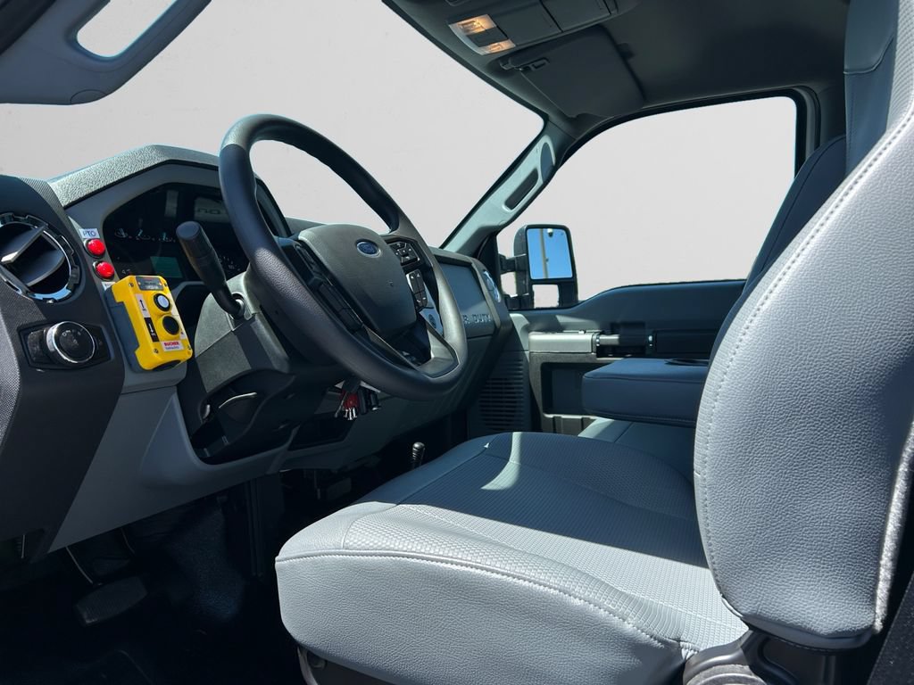 New 2027 Ford F650 2WD Regular Cab Super Duty image 9