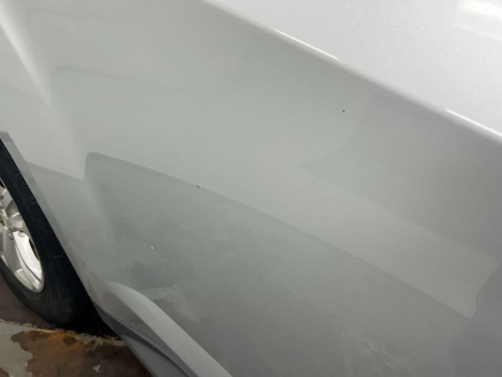 Used 2017 Chevrolet Equinox LT FWD image 29