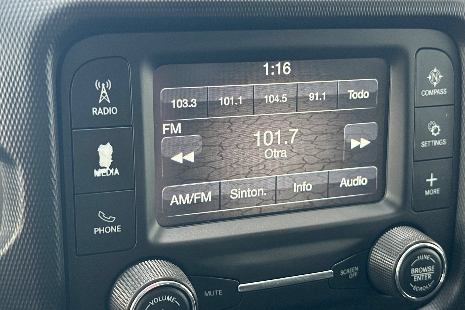 Used 2018 Jeep Wrangler Unlimited Sport AWD/4WD image 18