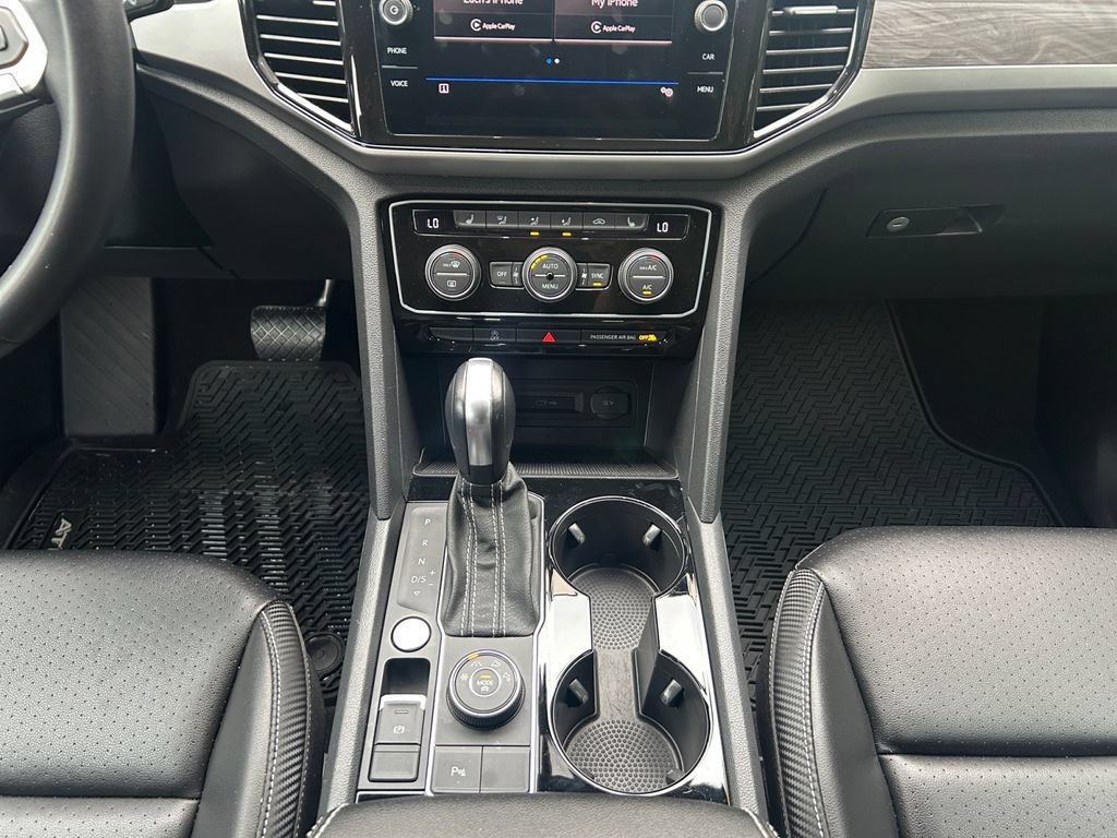 Used 2022 Volkswagen Atlas Cross Sport SE AWD/4WD image 15