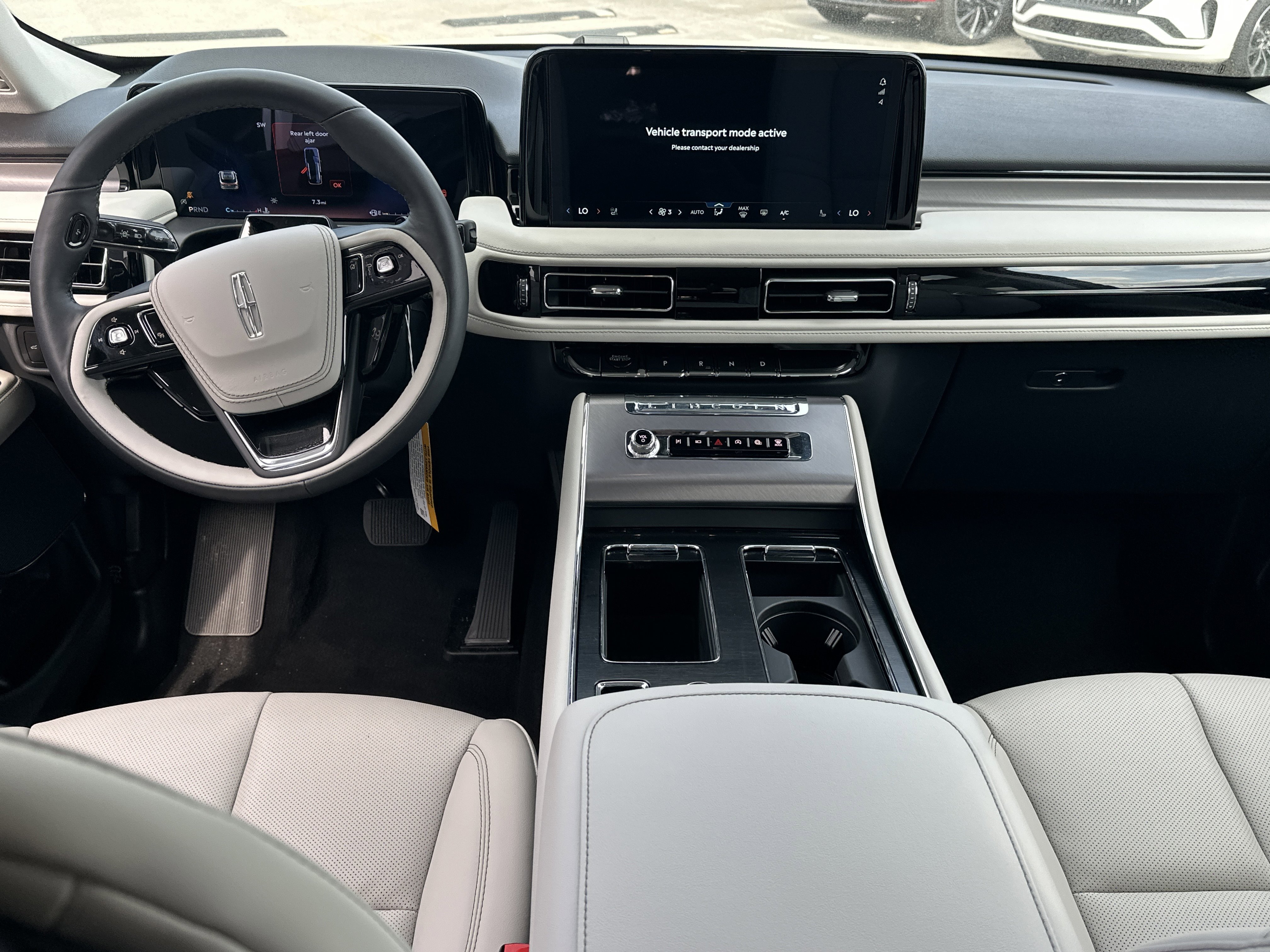 New 2026 Lincoln Aviator 2WD image 15