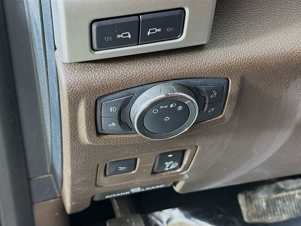 Used 2020 Ford F350 King Ranch w/ Chrome Package image 29
