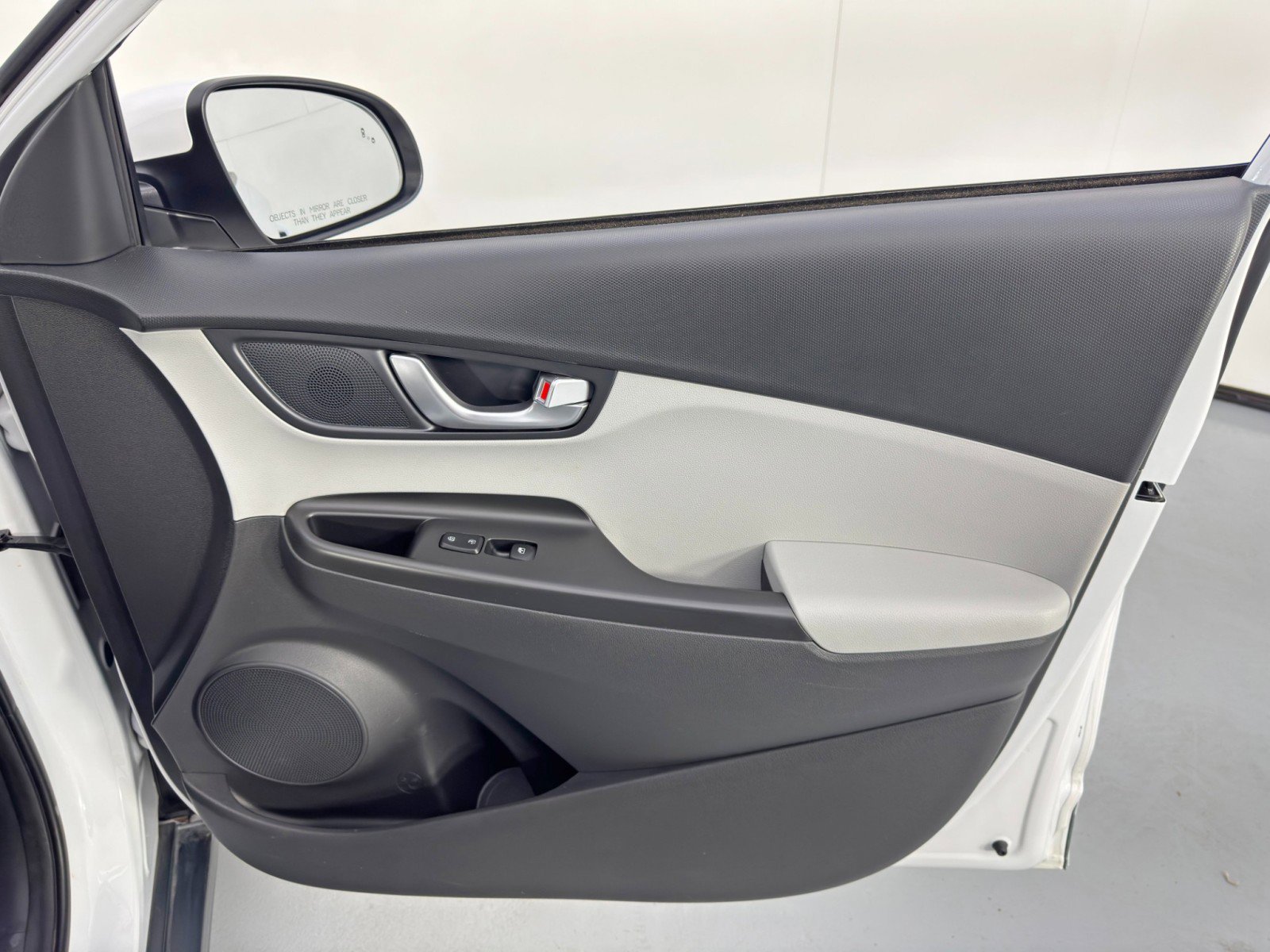 Used 2022 Hyundai Kona SEL w/ Convenience Package image 41