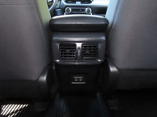 Used 2022 Toyota RAV4 SE w/ Convenience Package AWD/4WD image 23