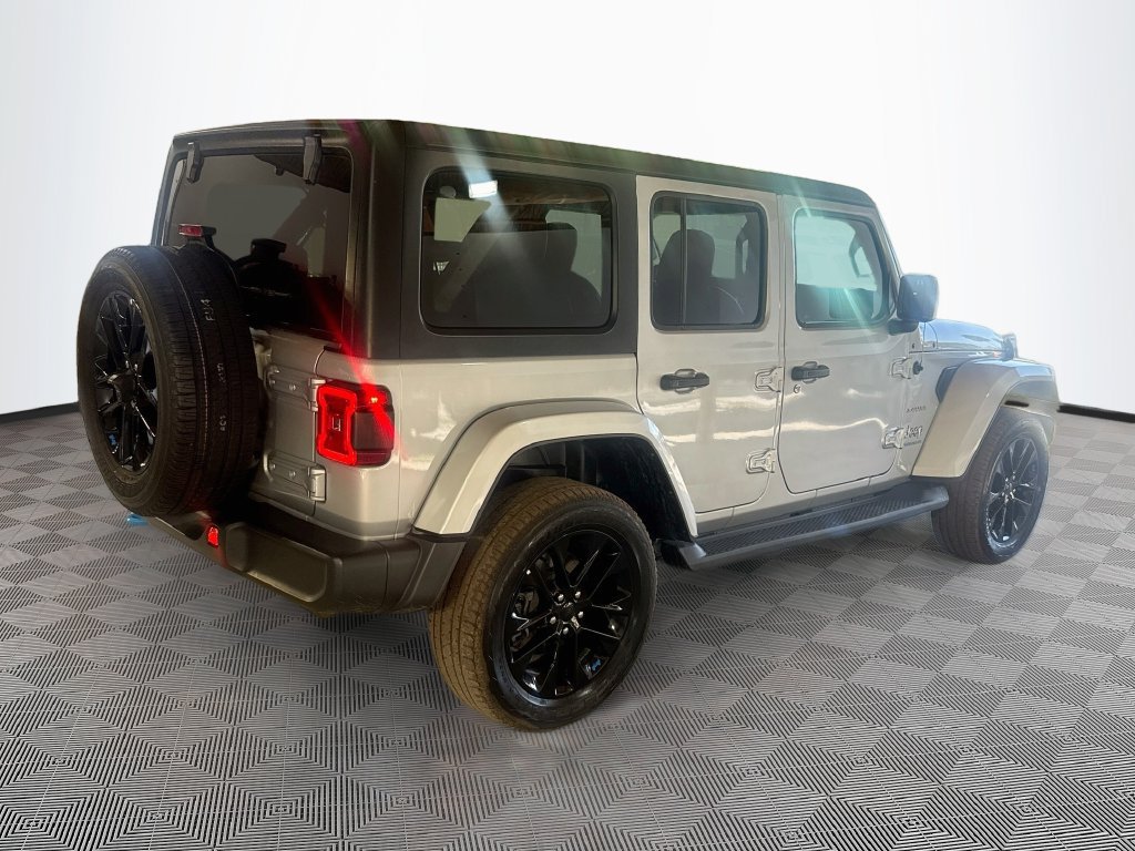 Certified 2023 Jeep Wrangler Unlimited Sahara AWD/4WD image 6