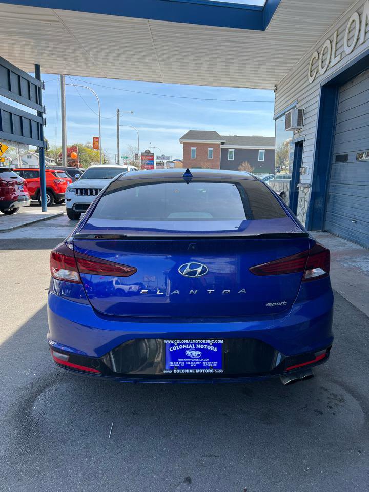 Used 2019 Hyundai Elantra Sport w/ Cargo Package image 5