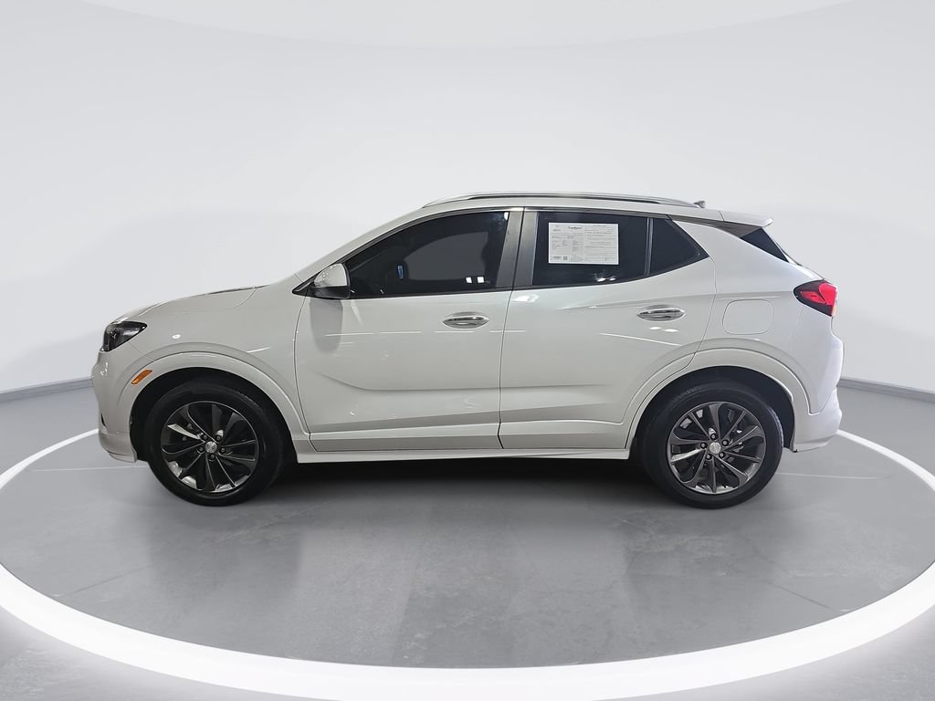 Used 2022 Buick Encore GX Preferred w/ Sport Touring Package FWD image 7