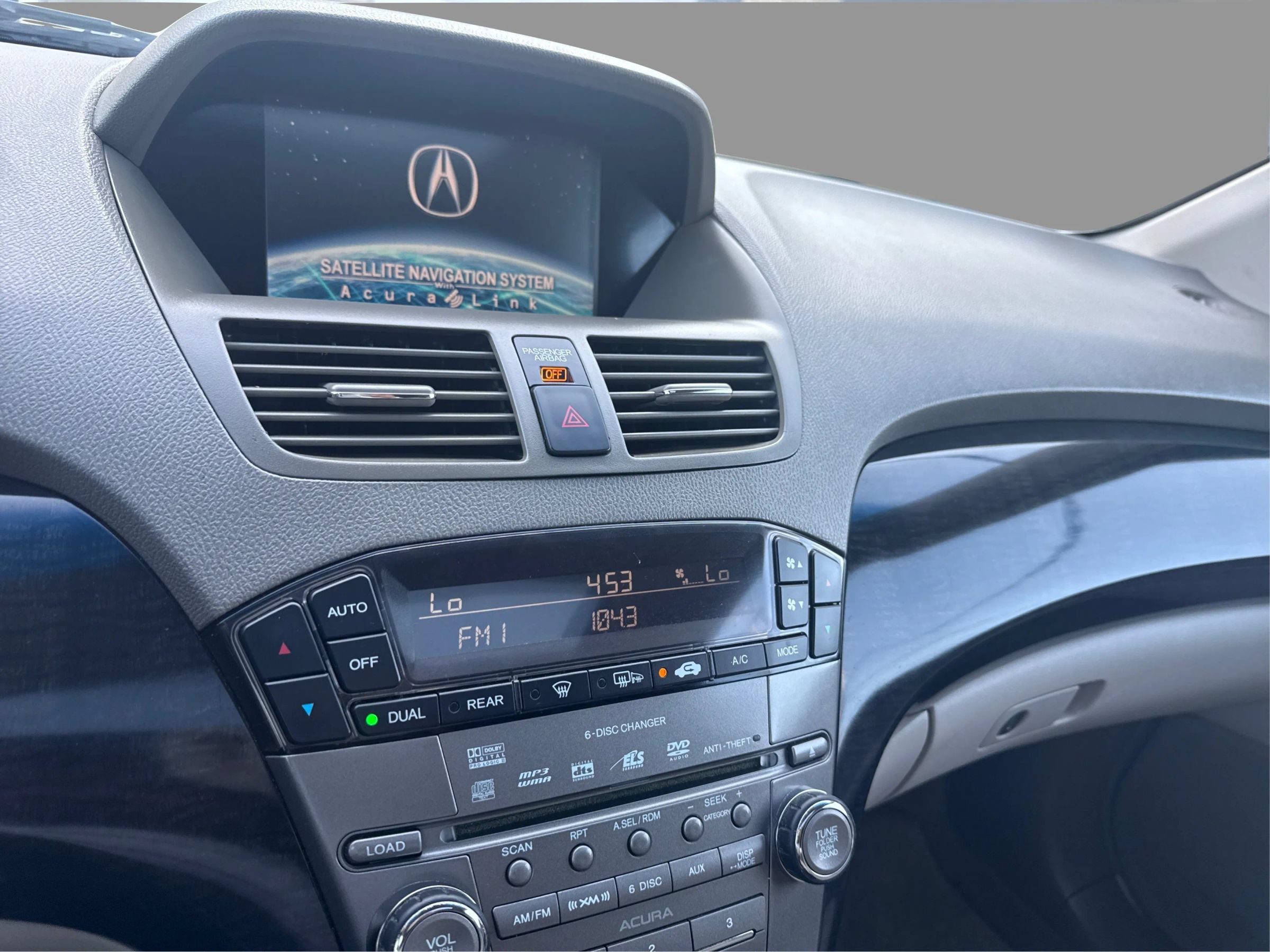 Used 2009 Acura MDX w/ Technology Package AWD/4WD image 16