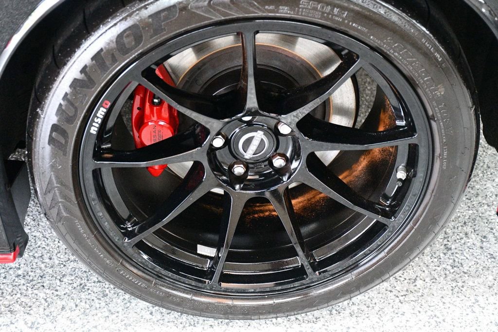 Used 2025 Nissan Z NISMO w/ Floor Mat Package RWD image 19