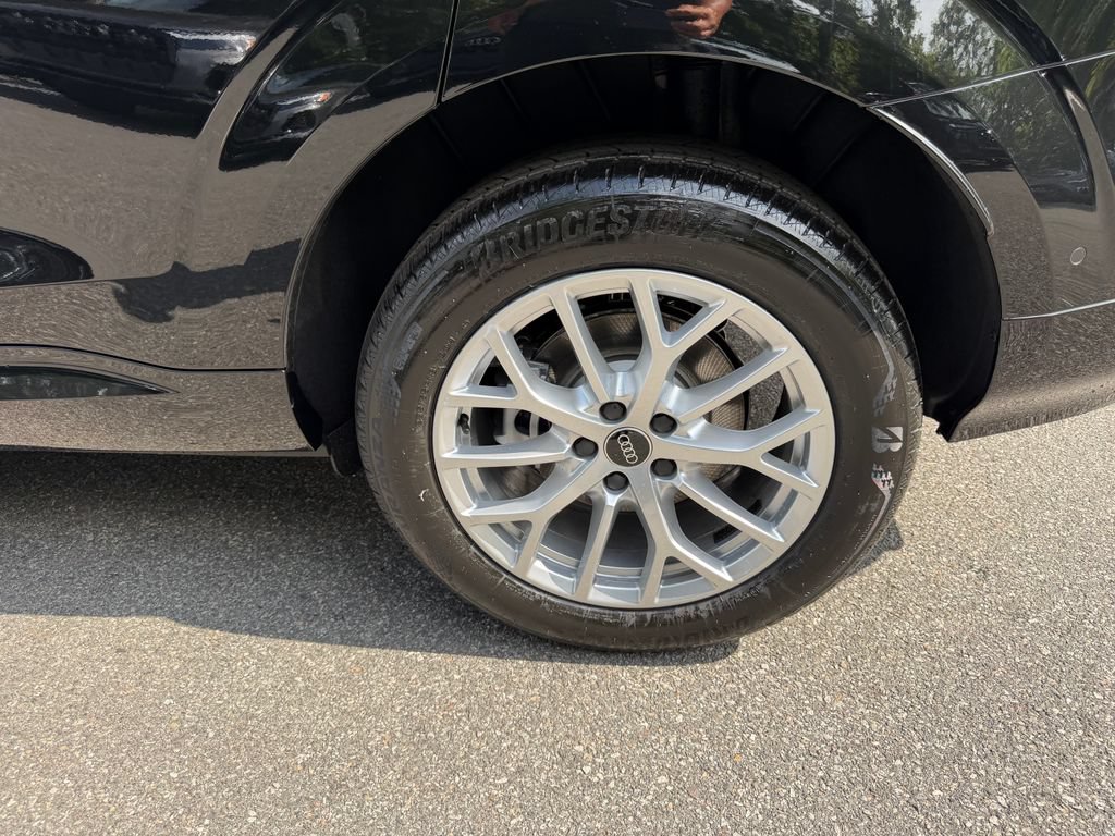 New 2026 Audi Q3 quattro 2.0T AWD/4WD image 9